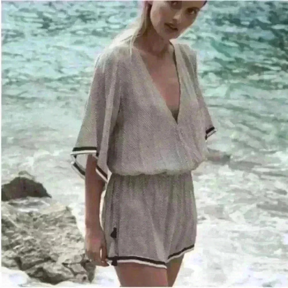 Faithfull The Brand- "Fox Playsuit Shorts Romper" In Lupita Plum Small EUC! - Picture 3 of 7